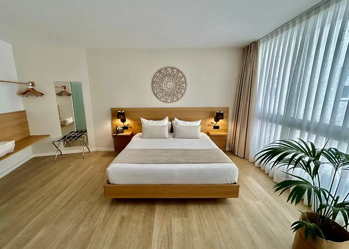 Hotel Emblematico Hi Suites